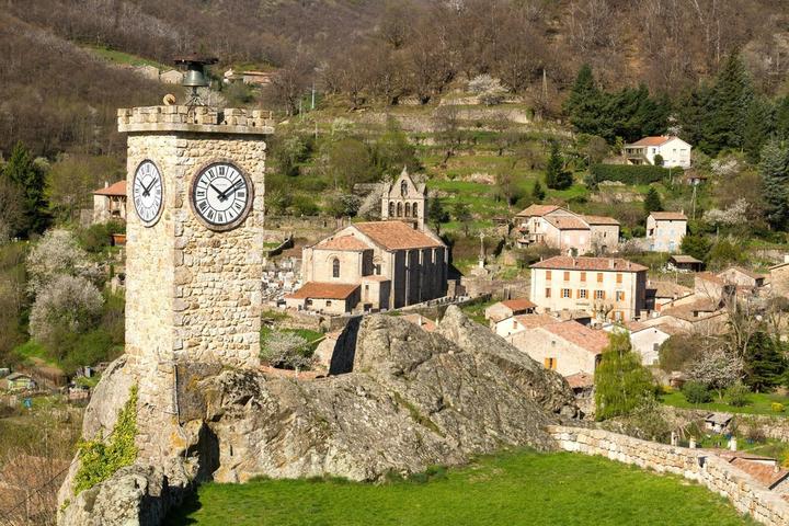 Burzet - La Tour de l'Horloge ©S.BUGNON Burzet - La Tour de l'Horloge ©S.BUGNON