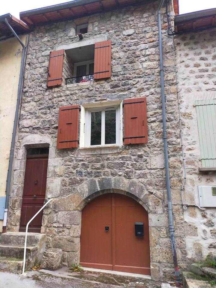 Montpezat sous Bauzon - Maison César - Vue façade ©Pardo-Rosnoblet.D Montpezat sous Bauzon - Maison César - Vue façade ©Pardo-Rosnoblet.D
