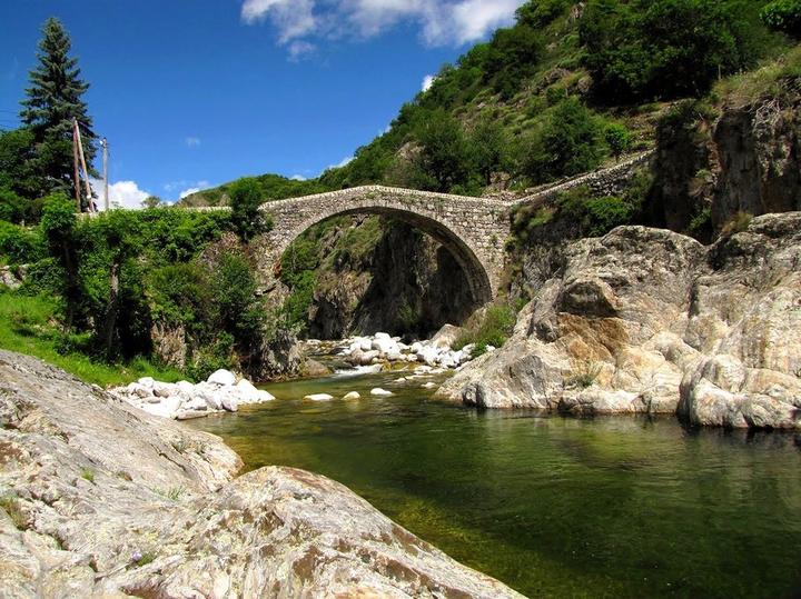 Mayres - Pont du travers ©OTASV Mayres - Pont du travers ©OTASV