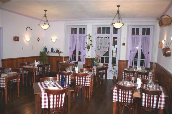LE CAMPAGNARD SALLE