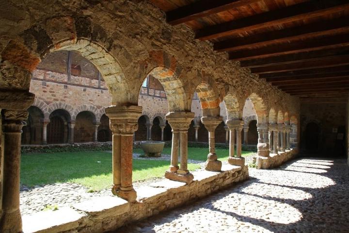 Cloitre Cloître