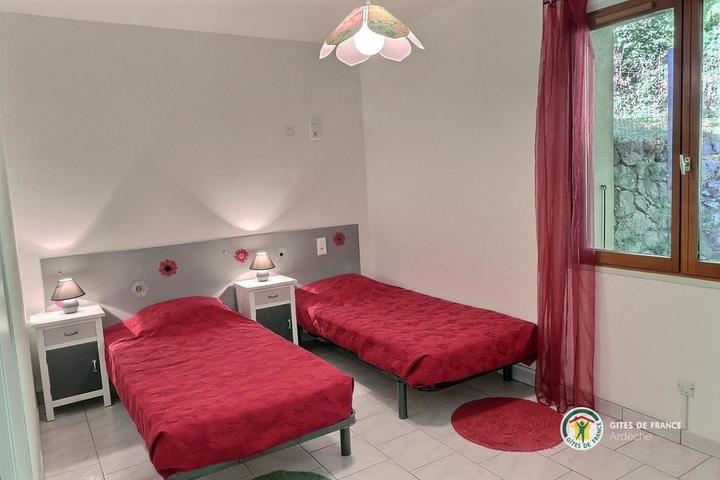 Chambre 2 lits 90
