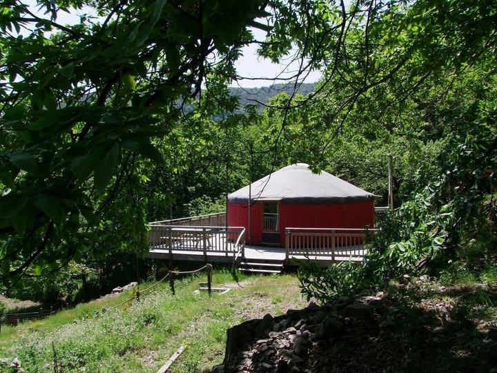 Yourte yourte vue de côté