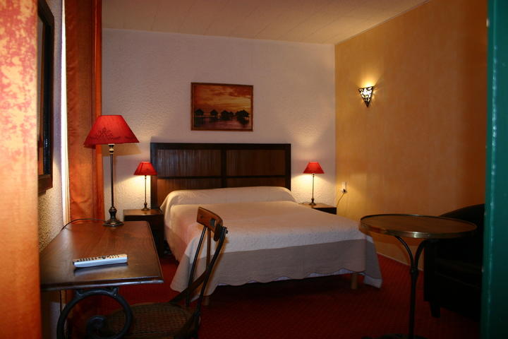 PHOTOS HB 09 07077.jpg CHAMBRE