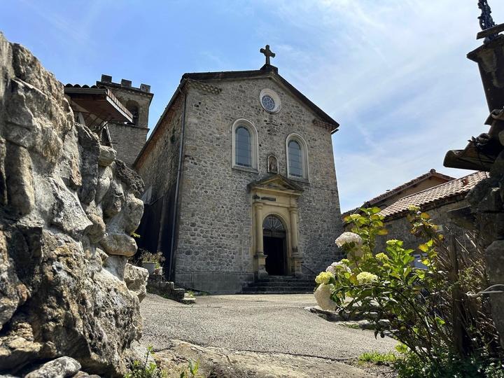 Église de Barnas ©sourcesetvolcans Église de Barnas ©sourcesetvolcans