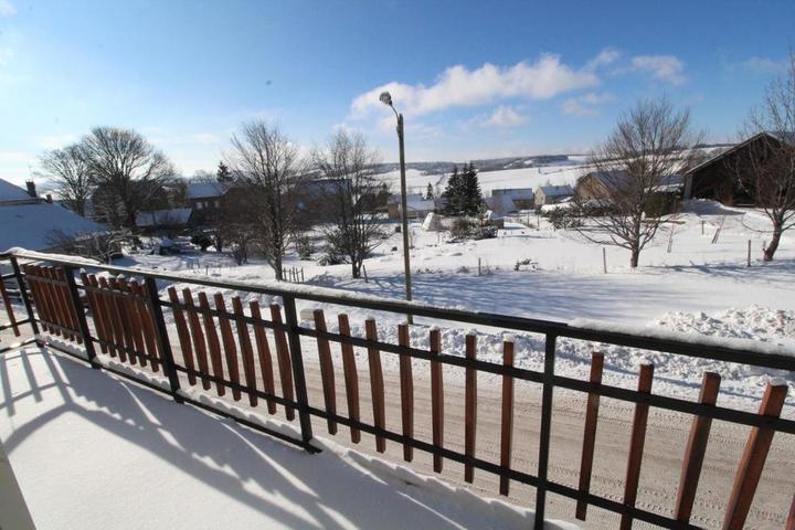 Vue du balcon enneigé
